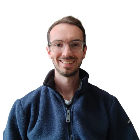 Jonathan Knight, Conseiller, ligne rédactionnelle